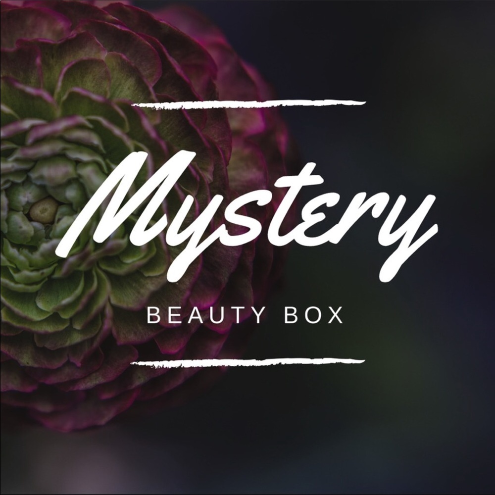 Sephora Ulta 12 Mystery Box 10 + 2 Full Size NIB